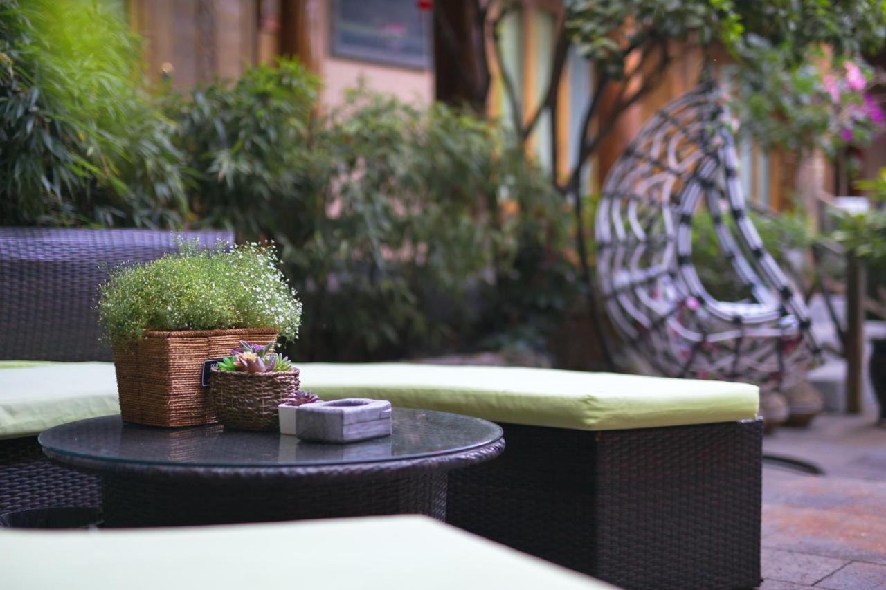 The Ritz-Man Boutique Inn Lijiang Лиджанг Екстериор снимка